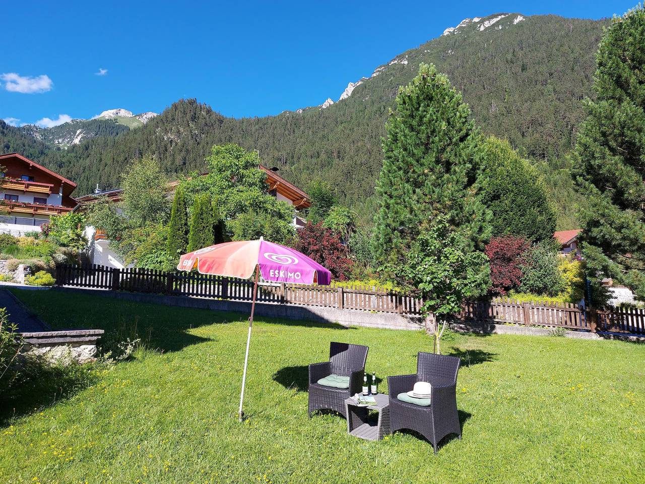 Ganze Ferienwohnung, Landhaus Rofan in Maurach, Eben am Achensee