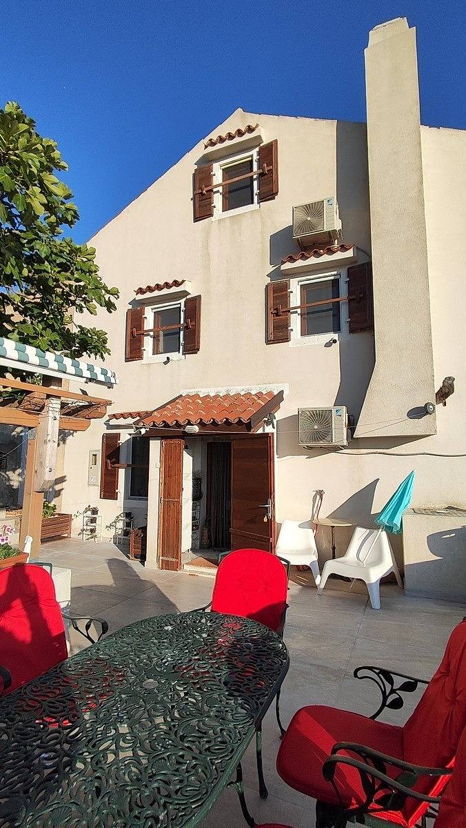 Ferienhaus für 5 Personen, mit Balkon/Terrasse, mit Haustier auf Cres - 3