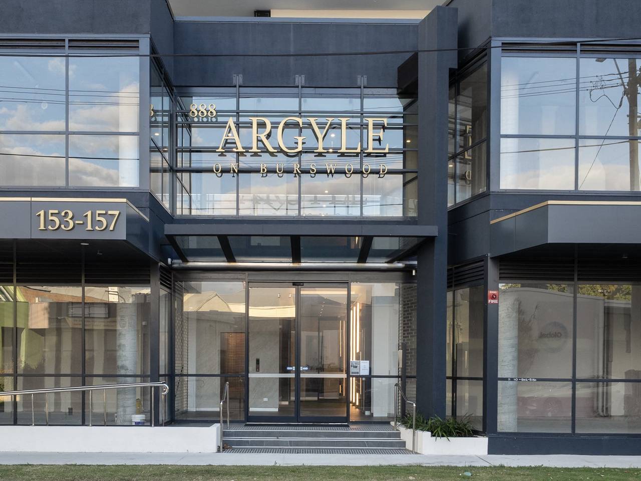 Entire apartment, Stylish 1-Bed Apartment with Rooftop Access in Perth, Western Australia