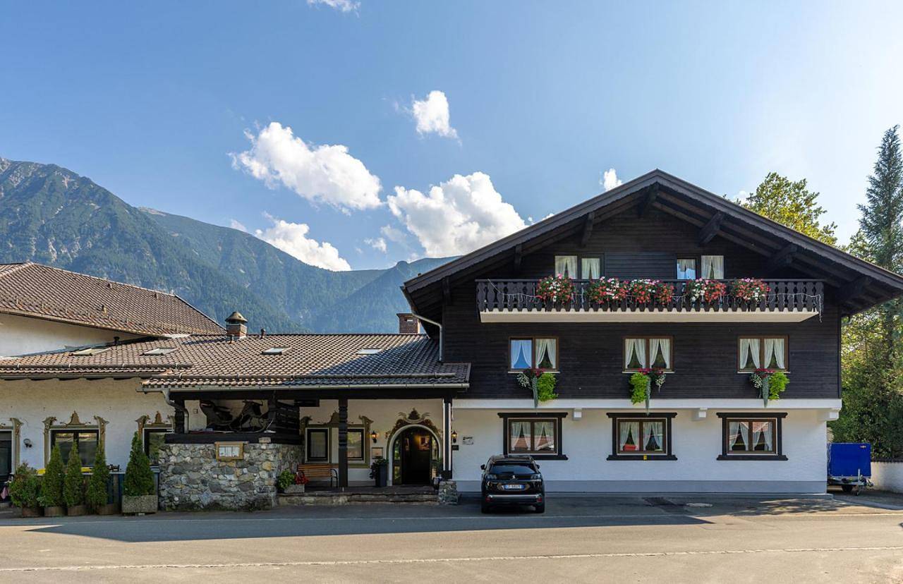 Hotel Alpenhof in Oberau, Bayerische Alpen