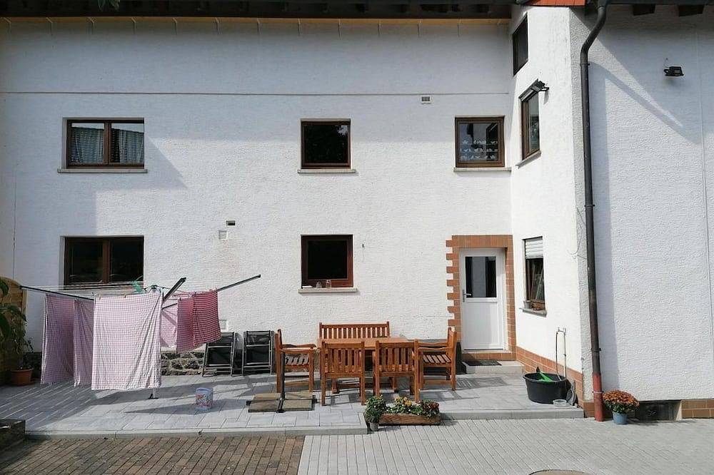 Ganze Wohnung, Ferienwohnung Lioba Eg - Ferienwohnungen Schmitt in Ehrenberg, Rhön-Hessen