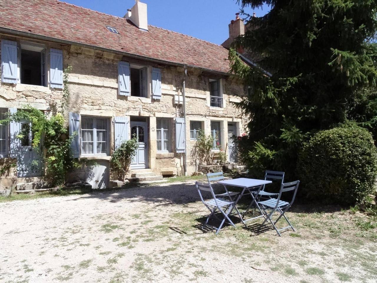 La Cour in Flavigny-sur-Ozerain, Région de Montbard
