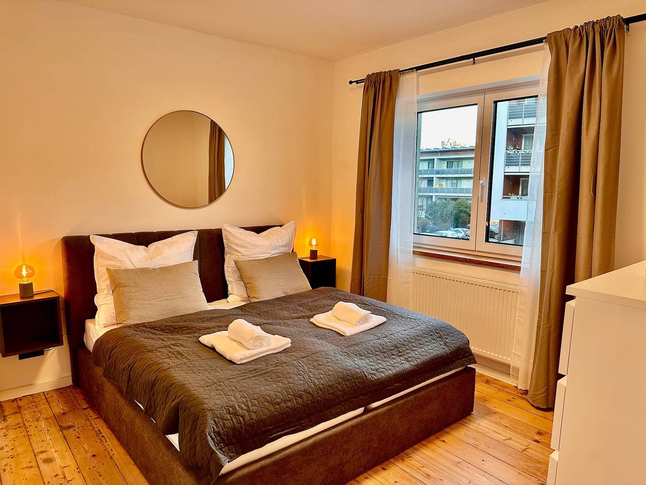 Ganze Wohnung, Ferienwohnung 'The Pureness 1' mit Gemeinschaftsgarten, Balkon und Wi-Fi in Hildesheim, Landkreis Hildesheim