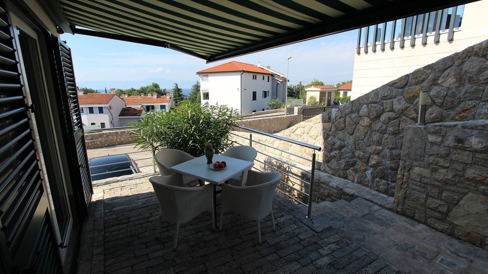 Ganze Wohnung, Ferienwohnung Adria 1 auf der Insel Krk in Milcetici, Krk
