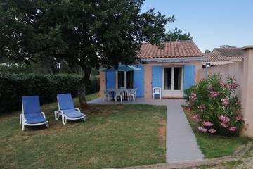 Gîte pour 6 personnes, avec jardin et terrasse à Le Cannet-des-Maures