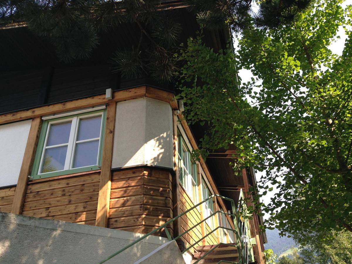Ganze Wohnung, Two-Bedroom Apartment with Balcony in Gailtaler Alpen, Lienz