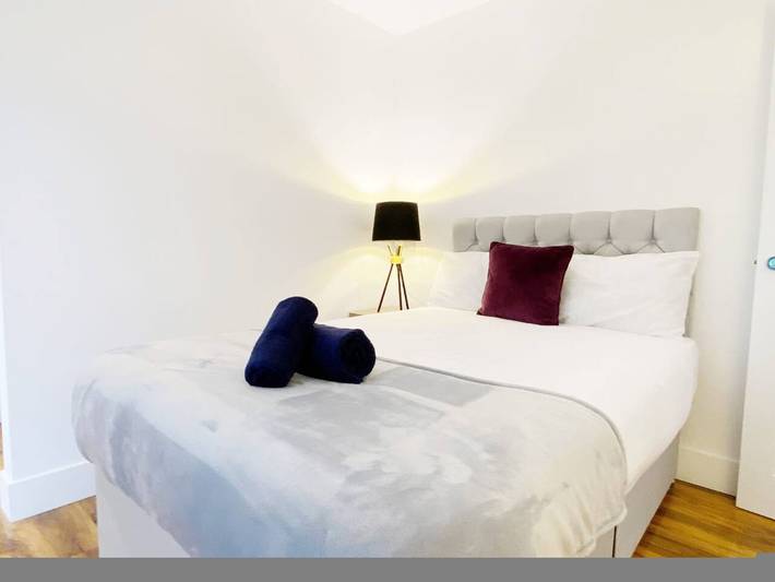 Apartment for 6 people in Bedford