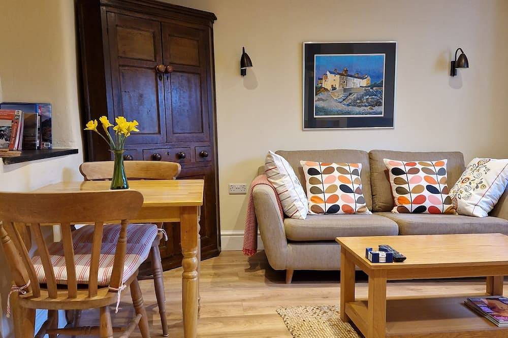 Cottage Close To The Coastal Path and Beaches Of  Borth Y Gest & Morfa Bychan in Borth-y-Gest, Snowdonia