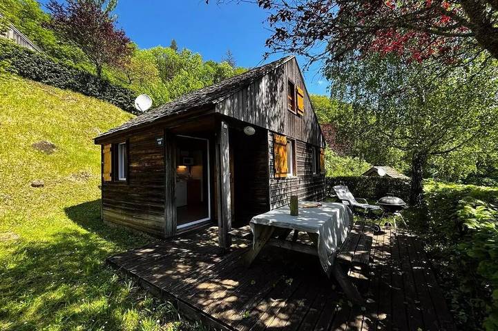 Gîte pour 5 personnes, avec terrasse, animaux acceptés dans Presqu'île de Laussac