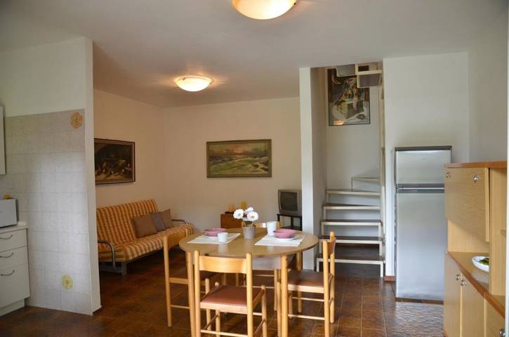 Ferienhaus für 6 Personen, mit Garten und Pool sowie Balkon in Bibione - 2