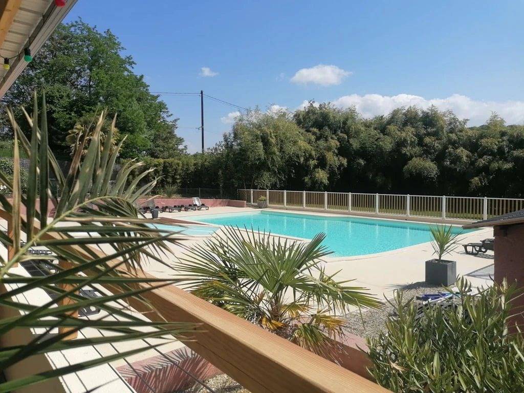 Chalet 4 étoiles - Piscine in Saint-Gaultier, Le Blanc und Umgebung