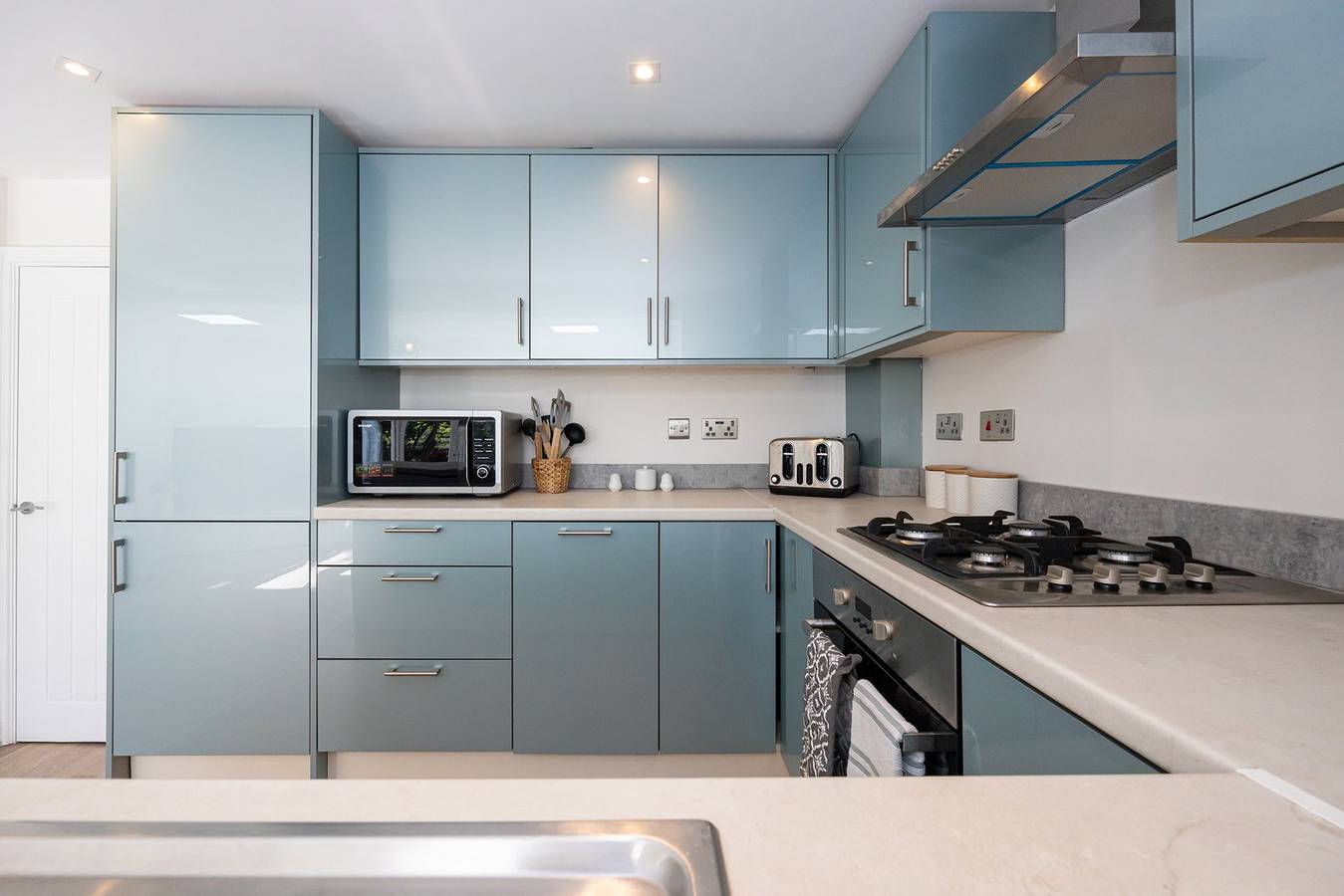 Guestready - A Haven by the River in Greater Manchester