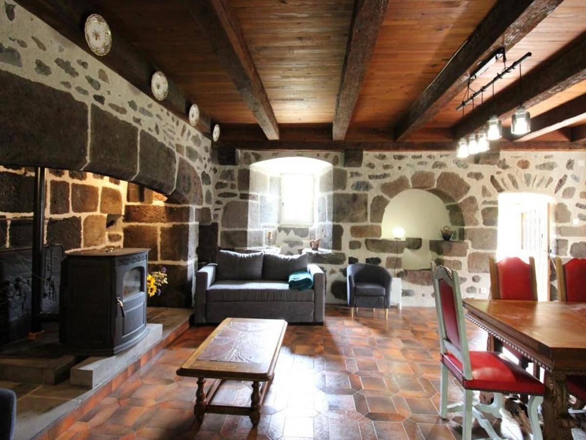 Holiday Home in Mandailles-Saint-Julien, Région d'Aurillac