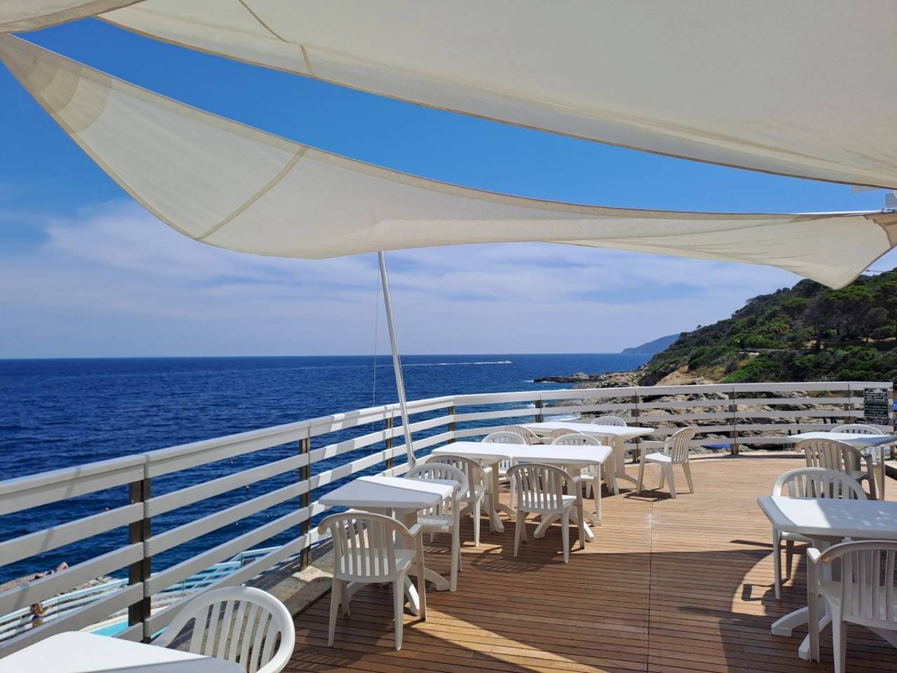 Ganze Ferienwohnung, Ferienwohnung für 4 Personen mit Terrasse in Capo d'Arco, Elba