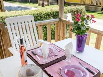 Camping pour 2 Personnes dans Le Château-d'Oléron, Région de Rochefort, Photo 2