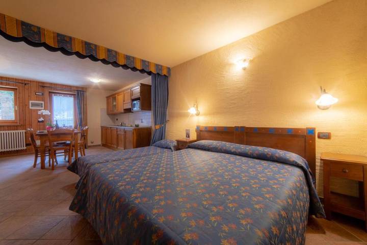 Location de vacances pour 3 personnes, avec vue et jardin dans Antagnod - 4