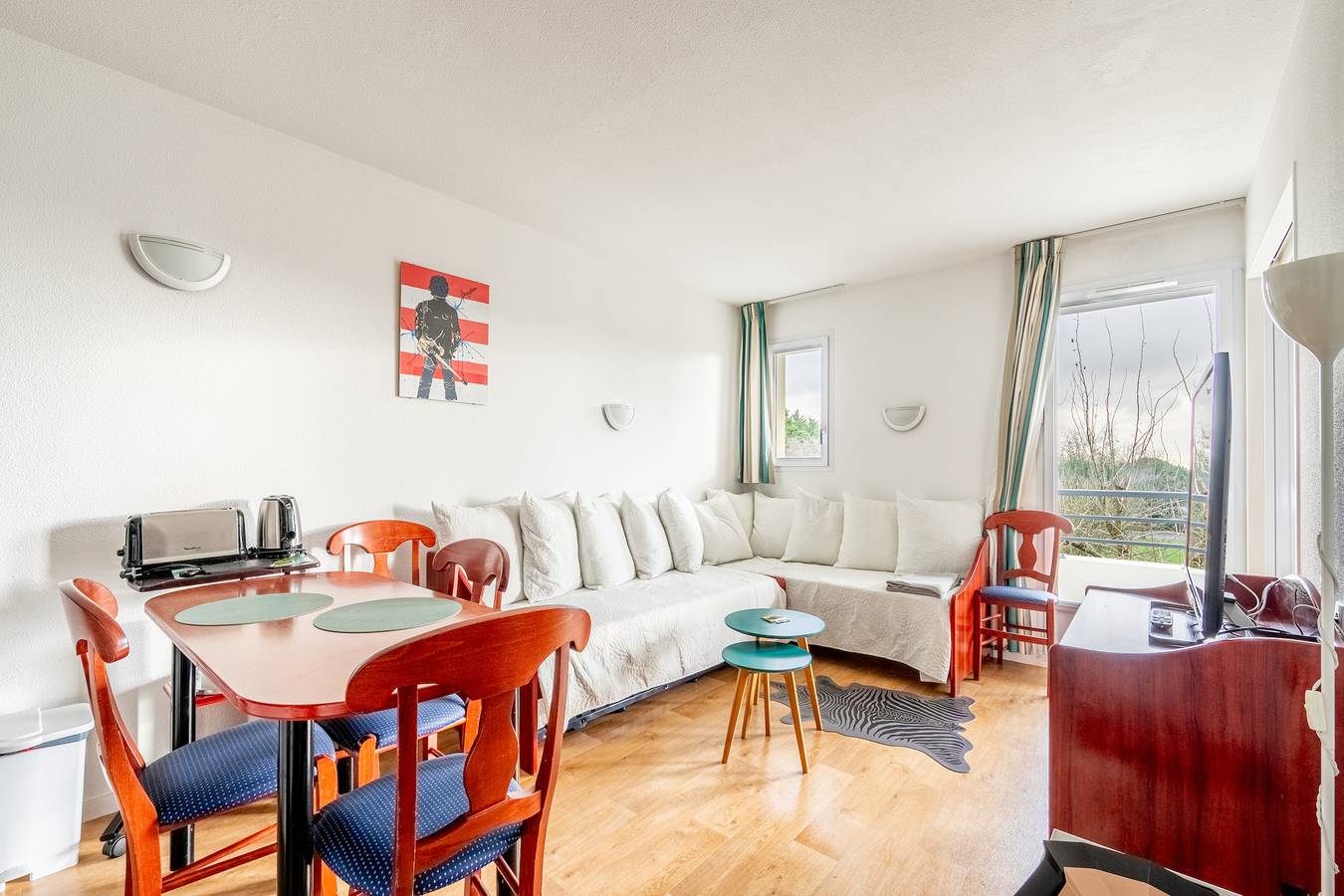 Appartement entier, Appartement 'Le Hameau Du Golf' avec terrasse privée in Pornic, Côte de Jade