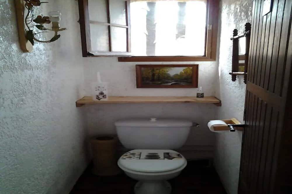 Half villa 200m from the beach with sea view. in Appietto, Ajaccio e dintorni
