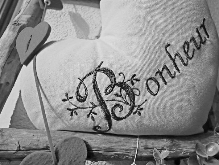 Ferienwohnung für 4 Personen, mit Pool und Garten, kinderfreundlich in Berwang