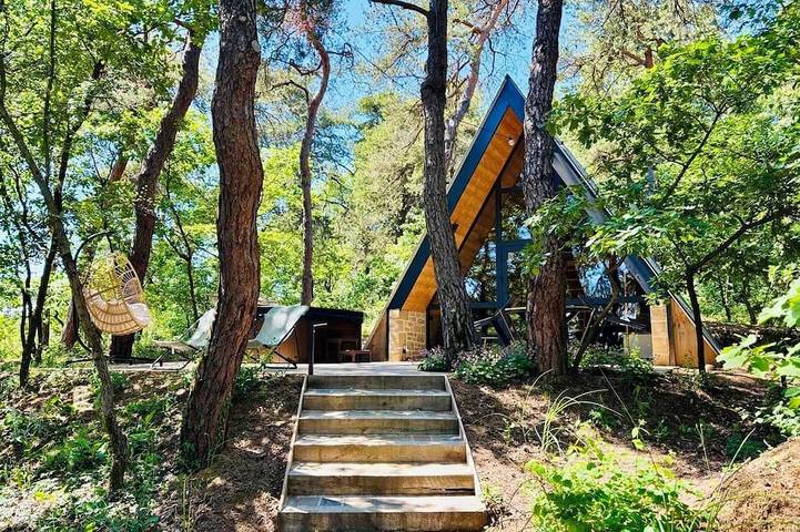 Gîte pour 2 personnes, avec Jacuzzi à Bathernay