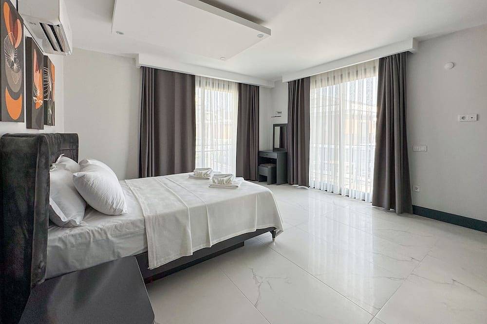 Private Luxury Brand-new Villas - 300 m from the beach in Fethiye, Türkische Ägäis
