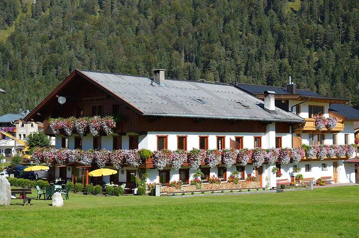 Ferienwohnung für 3 Personen, mit Garten in Eben am Achensee - 2