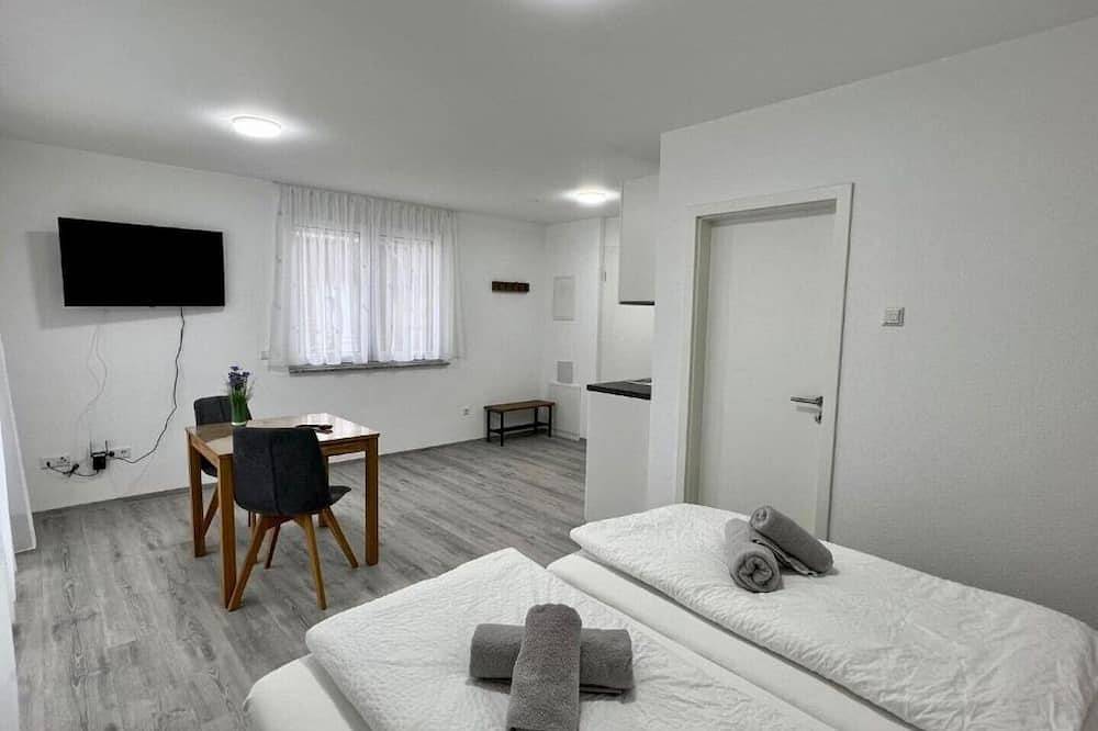 Ganze Wohnung, Gemütliches Grenzaparment mit 2 Schlafmöglichkeiten direkt bei Schaffhausen in Gottmadingen, Hegau