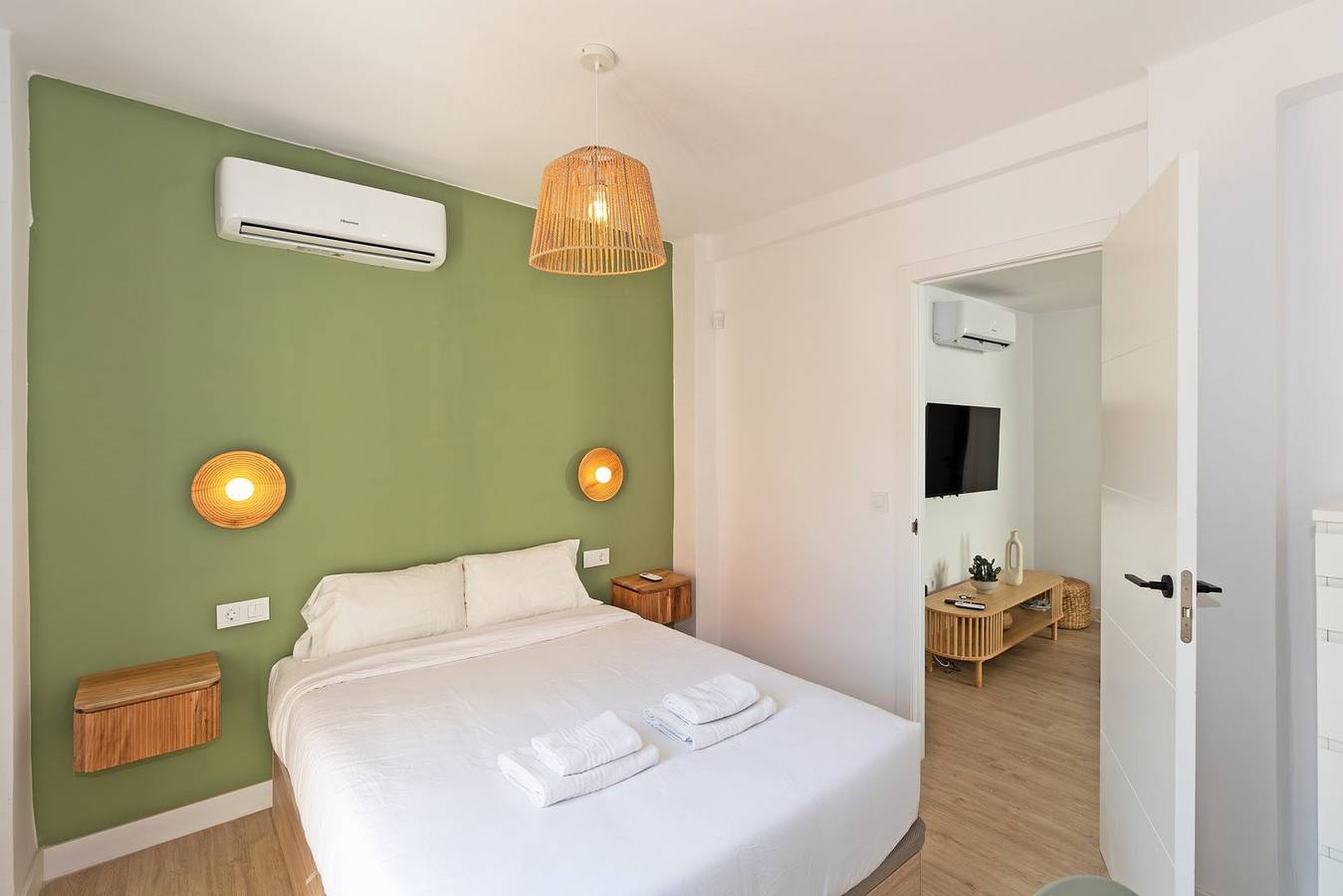 Geheel appartement, Vakantieappartement voor 5 personen in La Malvarrosa, Valencia