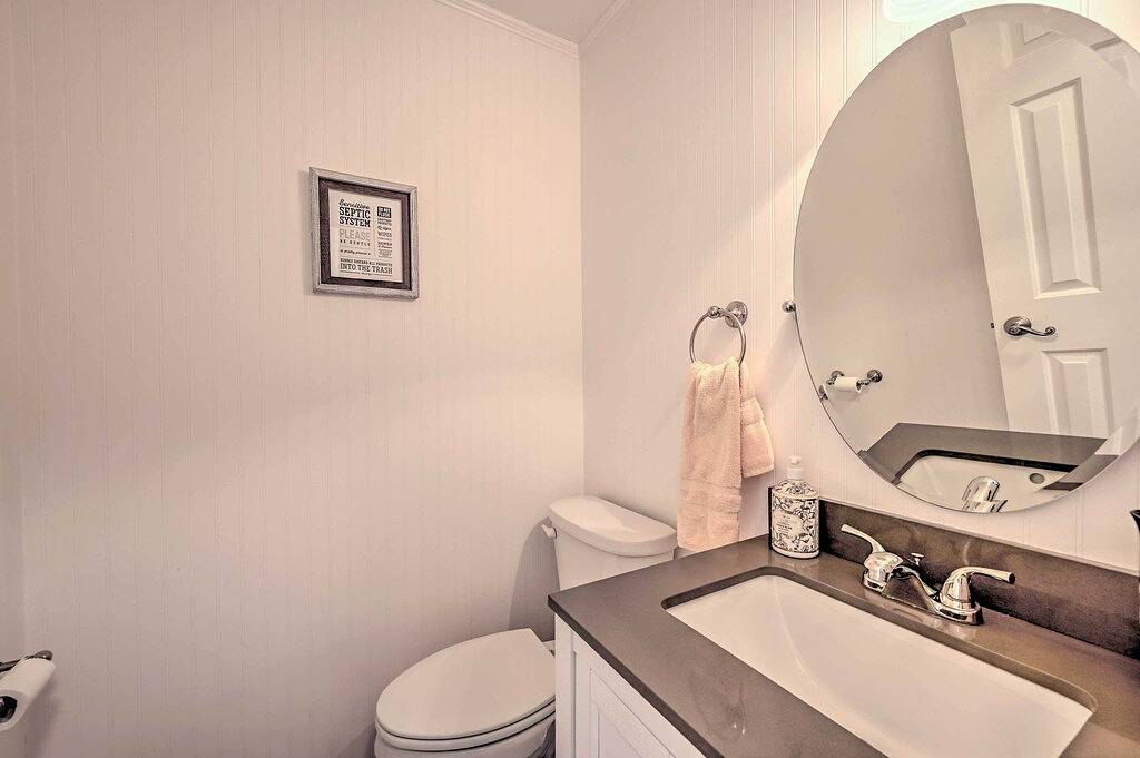 Dock & Kayaks: Lakefront Roanoke Rapids Home in Halifax County