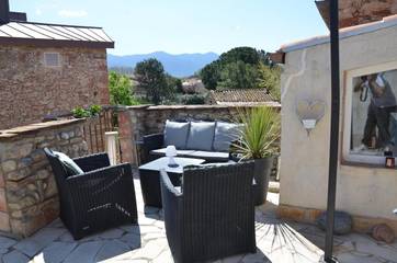 Gîte pour 3 personnes, avec vue et terrasse, animaux acceptés à Palau-del-Vidre