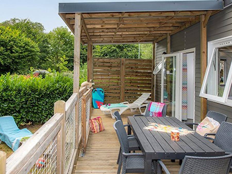 Camping Lou Souleï - Stacaravan 6 personen - Comfort Xl | 3 slaapkamers | 6 pers | Verhoogd terras | Airconditioning in Carry-le-Rouet, Istres en omgeving