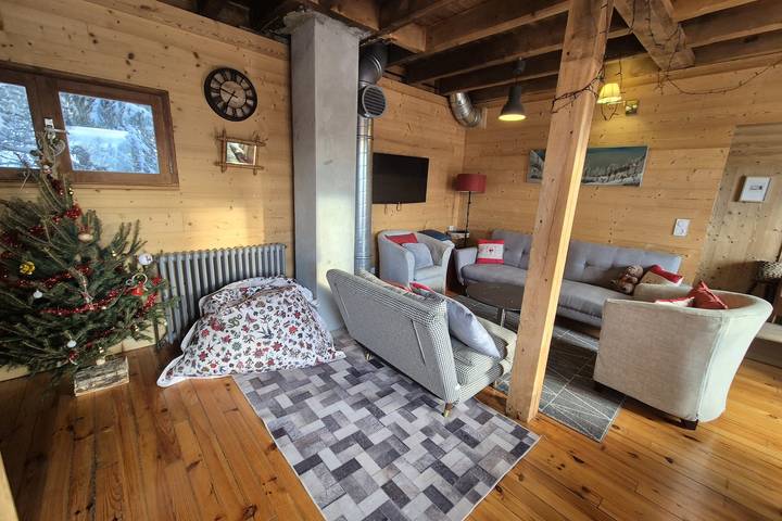 Chalet pour 12 personnes, avec terrasse dans Bauges - 4