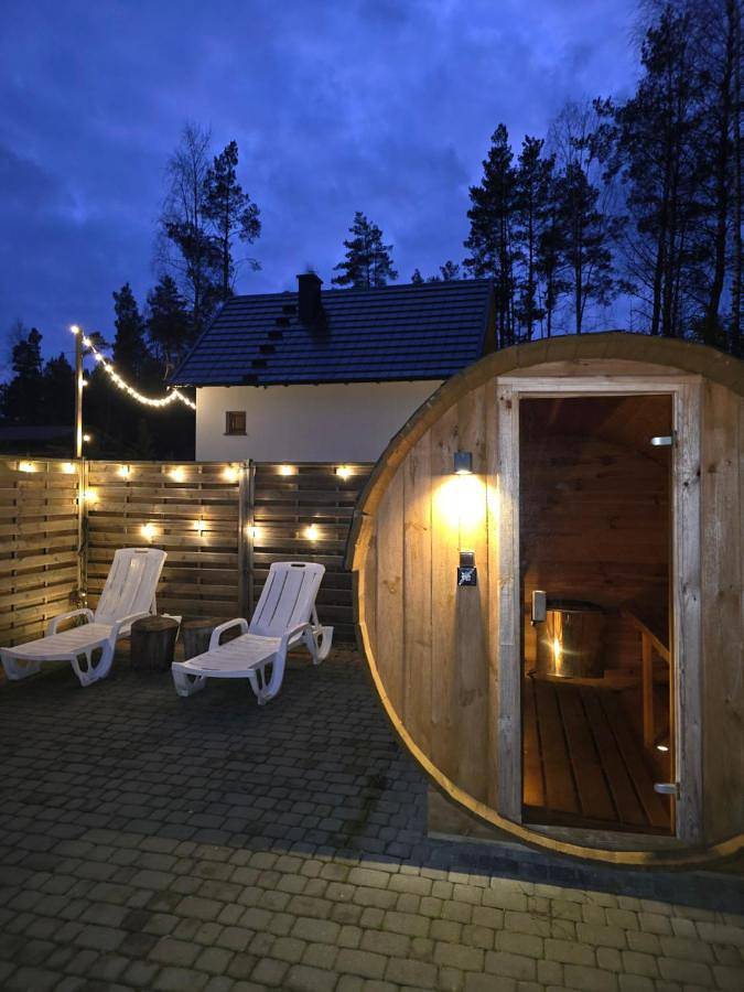 Willa dla 8 osób, z jacuzzi i sauna oraz taras i basen na Kaszuby