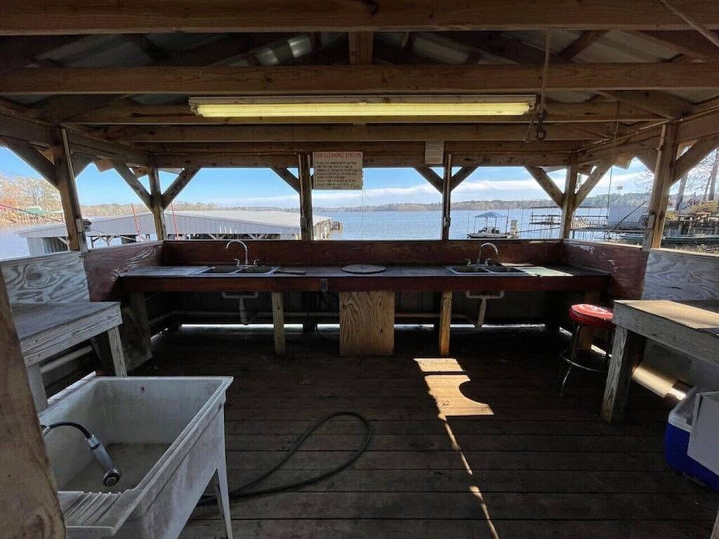 Commander`s Cove Lakeview House on Toledo Bend in Toledo Bend Reservoir