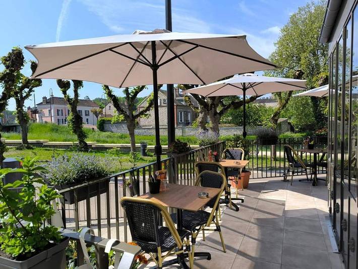 Hôtel pour 2 personnes, avec terrasse à Nemours - 2