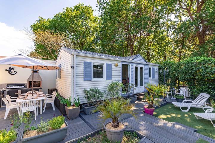 Camping pour 6 personnes, avec jardin à Dolus-d'Oléron - 2