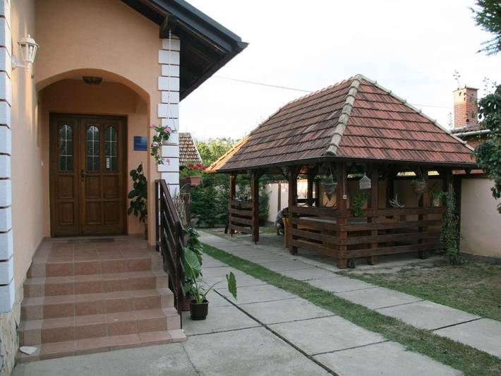 Maison d’hôte pour 3 personnes, avec jardin et vue dans Slavonie