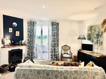 Gîte pour 2 personnes, avec jardin ainsi que terrasse et vue à Saint-Just-d'Ardèche