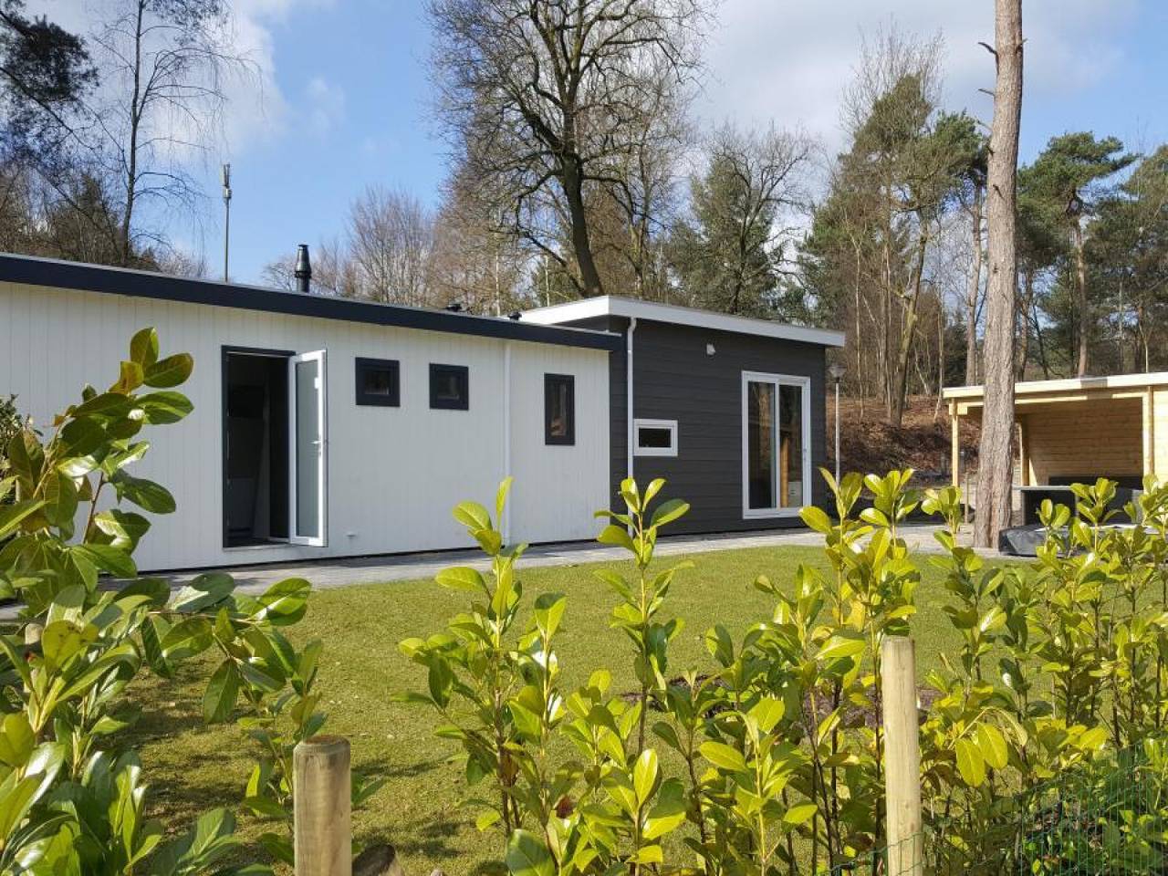 Comfortabel 8 persoons chalet in Beekbergen - Veluwe. in Beekbergen, Veluwe