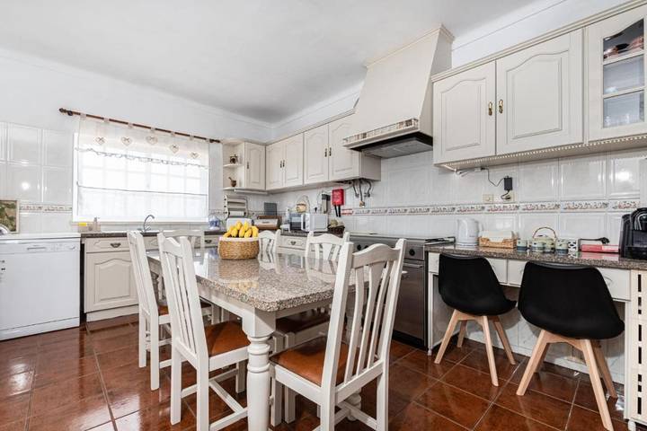 Casa de férias para 6 pessoas, com jardim e vista, adaptado a crianças em Alenquer