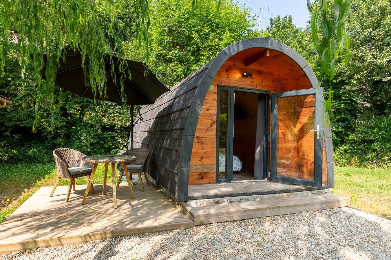 Maison de vacances 'Pod Insolite Nature - Vue Verdure' avec terrasse privée, Wi-Fi et climatisation in Touët-sur-Var, Région de Nice