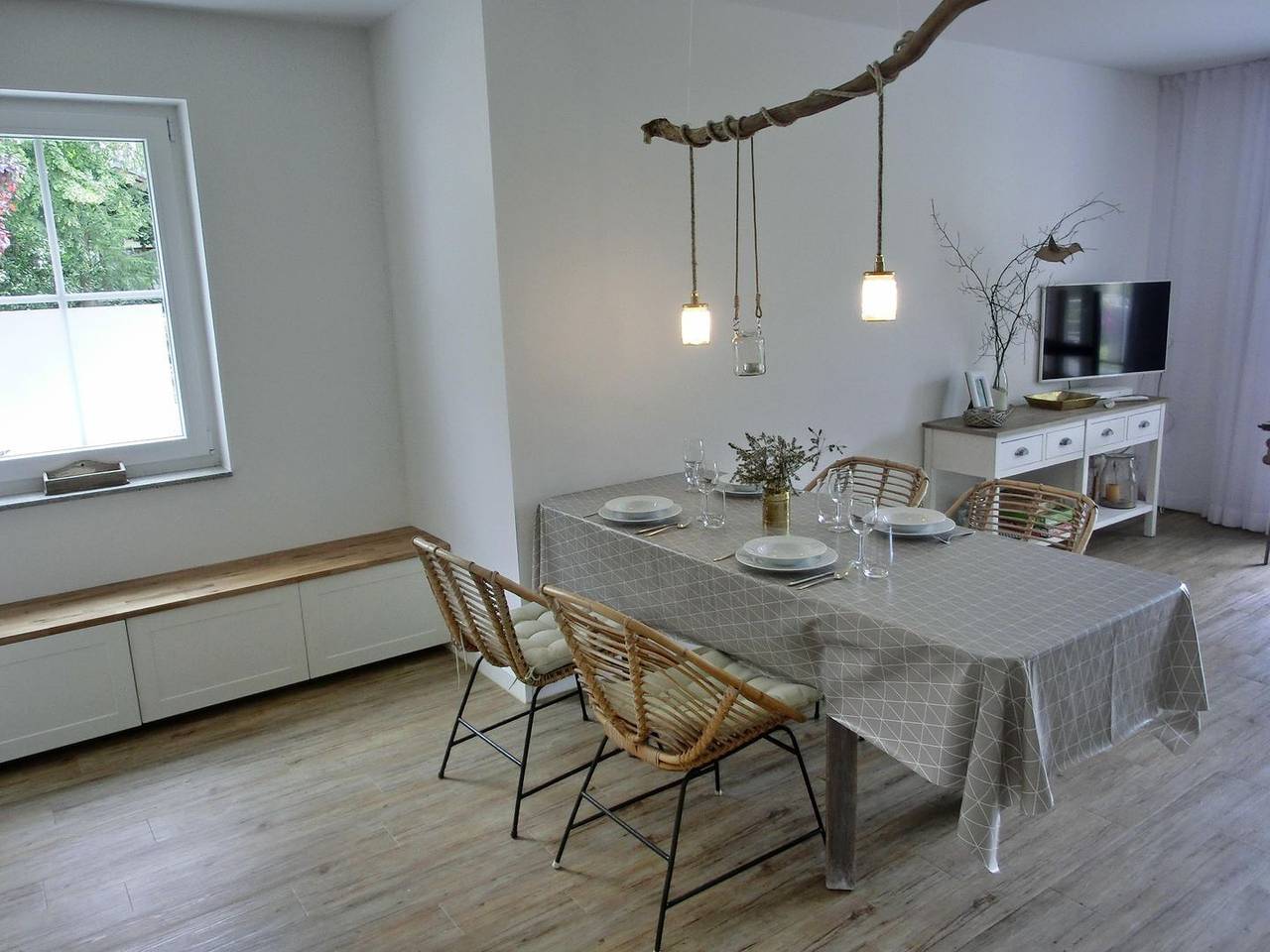 Apartamento entero, Strandnahe 3-Zimmer-Ferienwohnung (ca.96 m²) für 4 Pers. mit Terrasse in Graal-Müritz, Rostock y sus alrededores