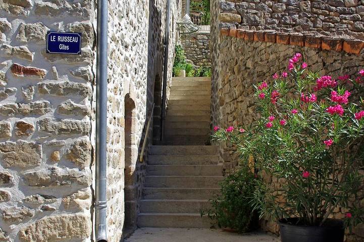 Location de vacances pour 3 personnes, animaux acceptés à Laurac-en-Vivarais - 4