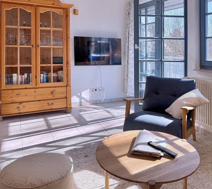 Ganze Wohnung, Eichen-Deck: Helle Wohlfühloase mit großem Sonnenbalkon & Boxspring-Komfort in Prerow, Fischland - Darß - Zingst