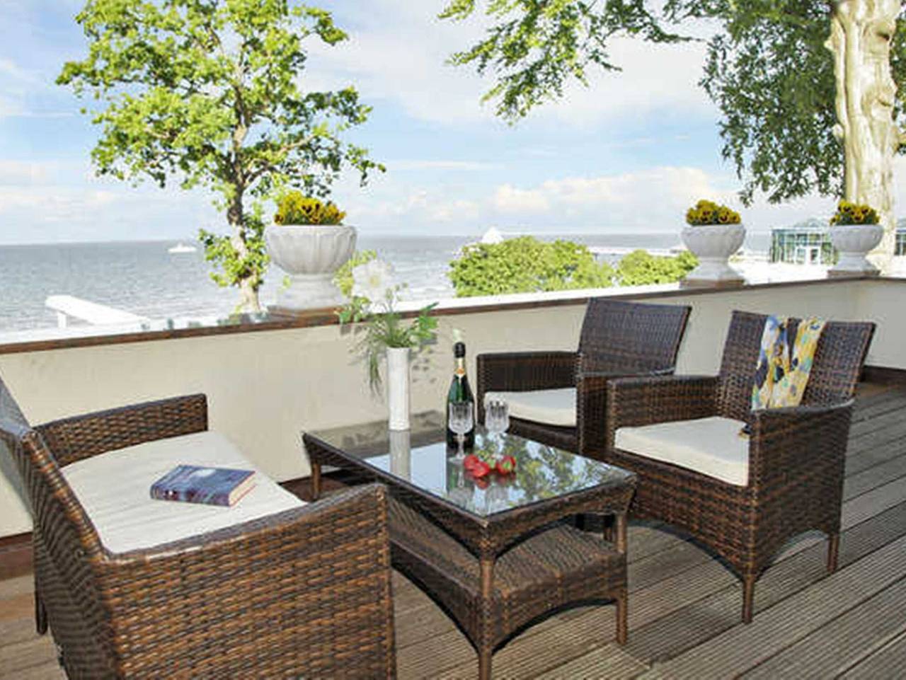 Ganze Ferienwohnung, Ferienwohnung 1 mit Meerblick - Ferienwohnung 1 Terrassenkaffee in Seebad Heringsdorf, Heringsdorf