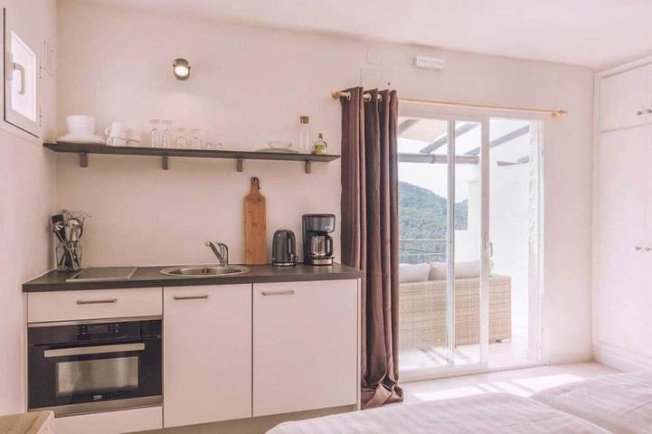 Ganze Wohnung, Studio 2 in Cala Llonga, Santa Eulària des Riu