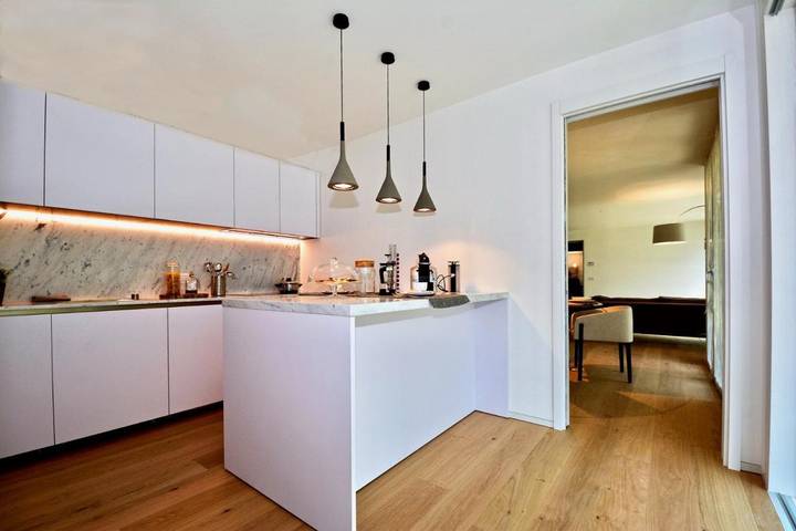 Gîte pour 4 personnes, avec terrasse et piscine ainsi que jardin et vue sur le lac, animaux acceptés dans Riva San Vitale - 4