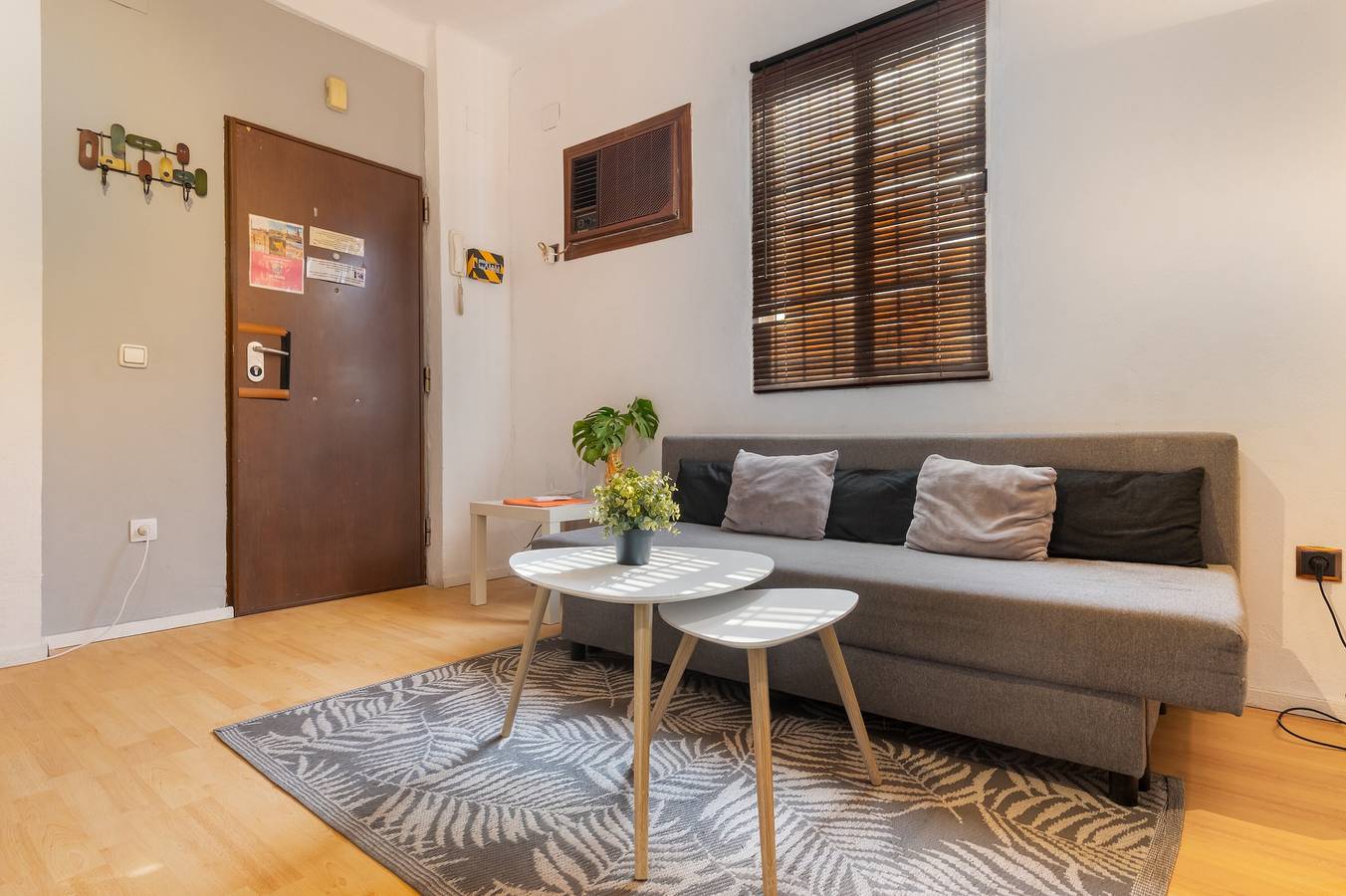 Apartamento entero, Apartamento 'Ático En El Corazón De Sevilla' con Wi-Fi y Aire Acondicionado in Casco Antiguo, Sevilla
