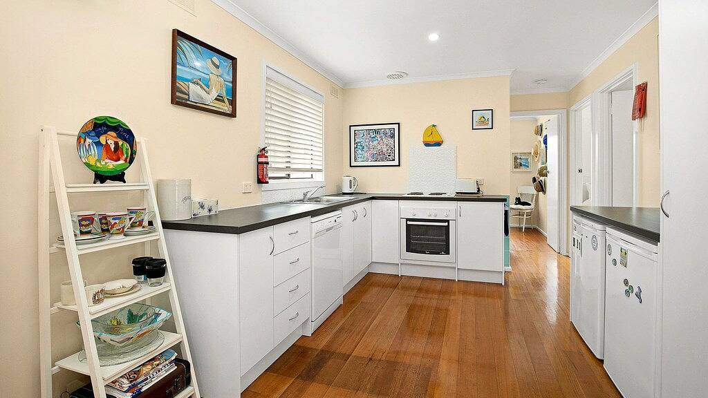 Periwinkle - 3 bedroom pet friendly cottage in Cape Woolamai, Philip Island