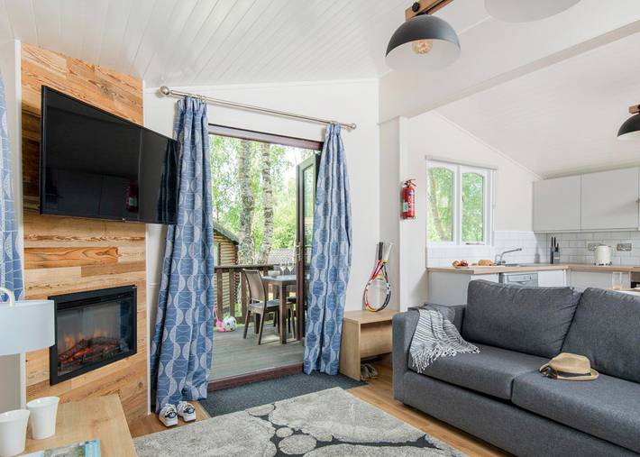 Superior 3, Slps 8, parking, decking in Dorset